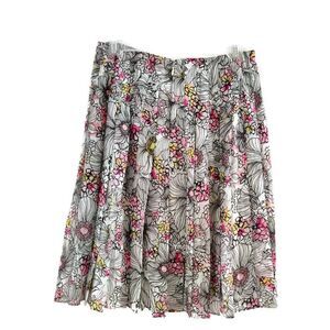 Tommy Hilfiger pleated floral skirt, Size 4